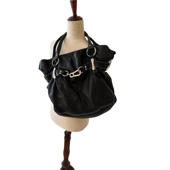 B. Makowsky leather purse/handbag black with silver toned hardware - Picture 1 of 5